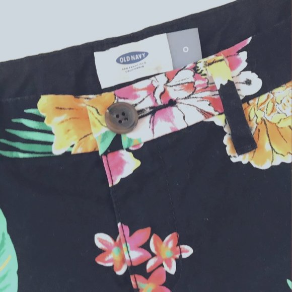 Old Navy Flowered Chino Print Shorts Size 0 - Picture 7 of 9